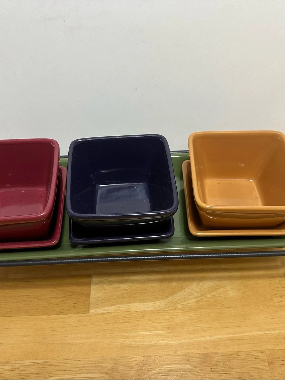 Pampered Chef Multicolor Ceramic Serving Bowl Set - Burgundy, Navy & Yellow